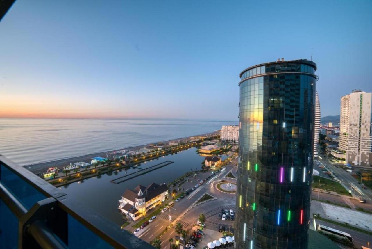Luxury Sea View Apartments In Orbi City Batumi Zewnętrze zdjęcie