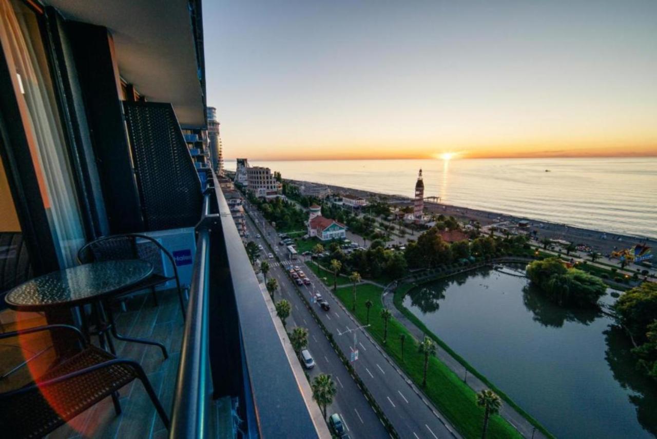 Luxury Sea View Apartments In Orbi City Batumi Zewnętrze zdjęcie