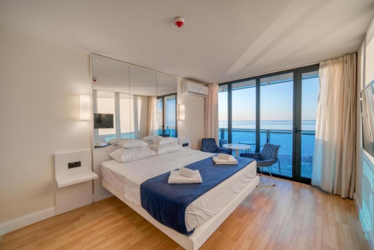 Luxury Sea View Apartments In Orbi City Batumi Zewnętrze zdjęcie