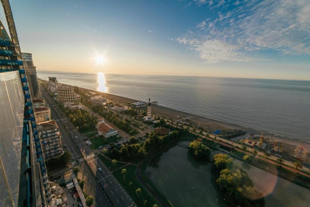 Luxury Sea View Apartments In Orbi City Batumi Zewnętrze zdjęcie